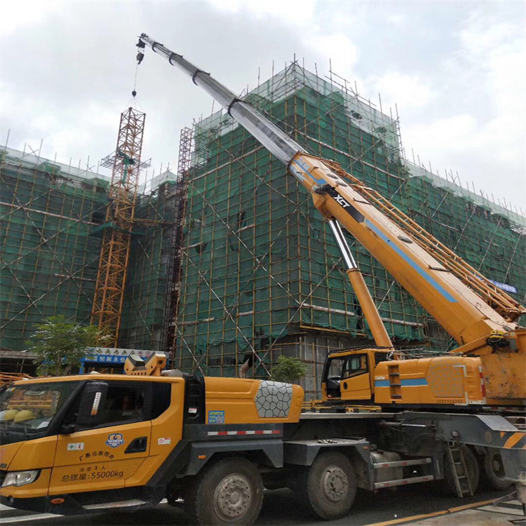 福州鼓楼谈谈吊车租赁需要注意的事项