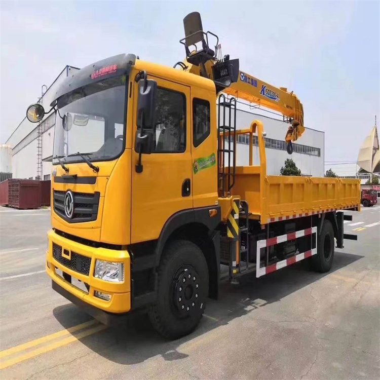 福州鼓楼附近找一辆随车吊出租